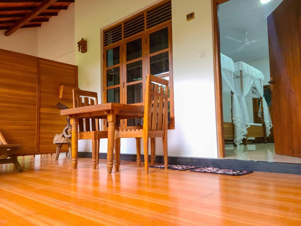 Woodholic Homestay Sigirîya Extérieur photo