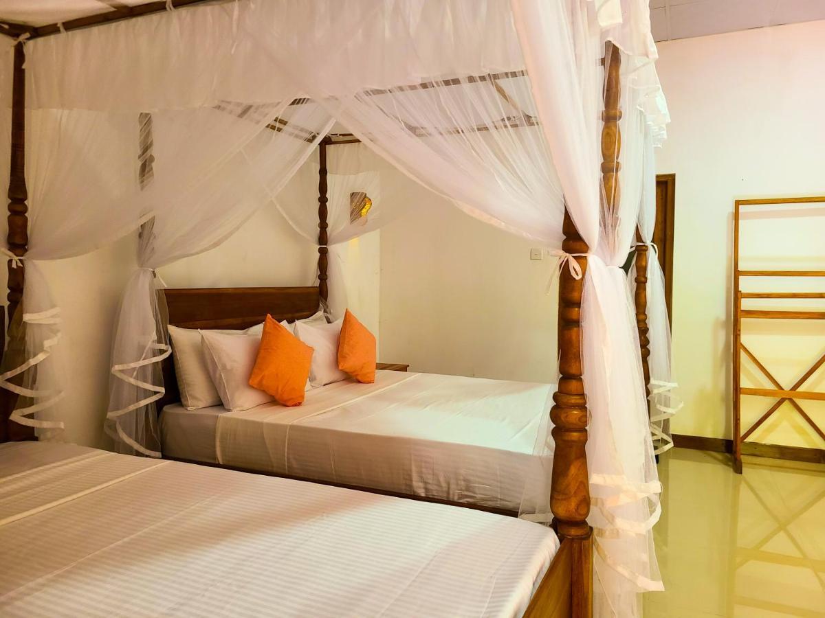 Woodholic Homestay Sigirîya Extérieur photo
