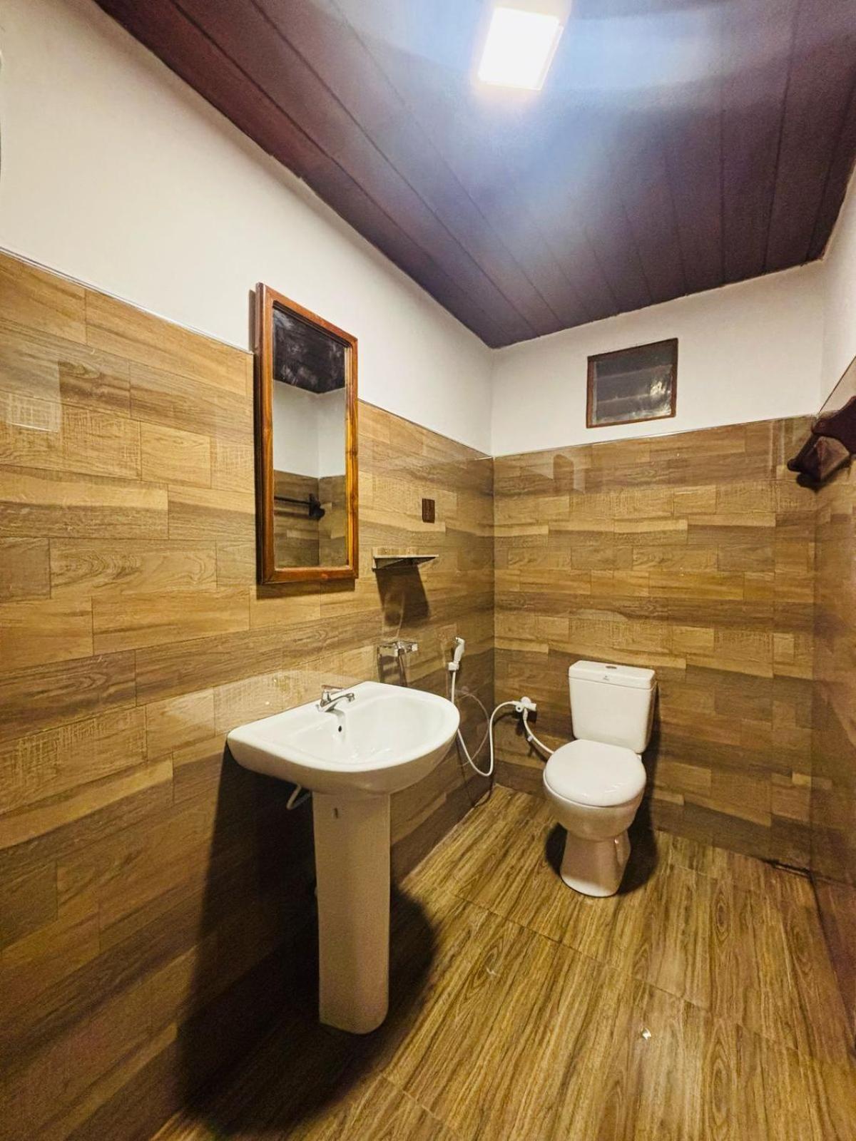 Woodholic Homestay Sigirîya Extérieur photo