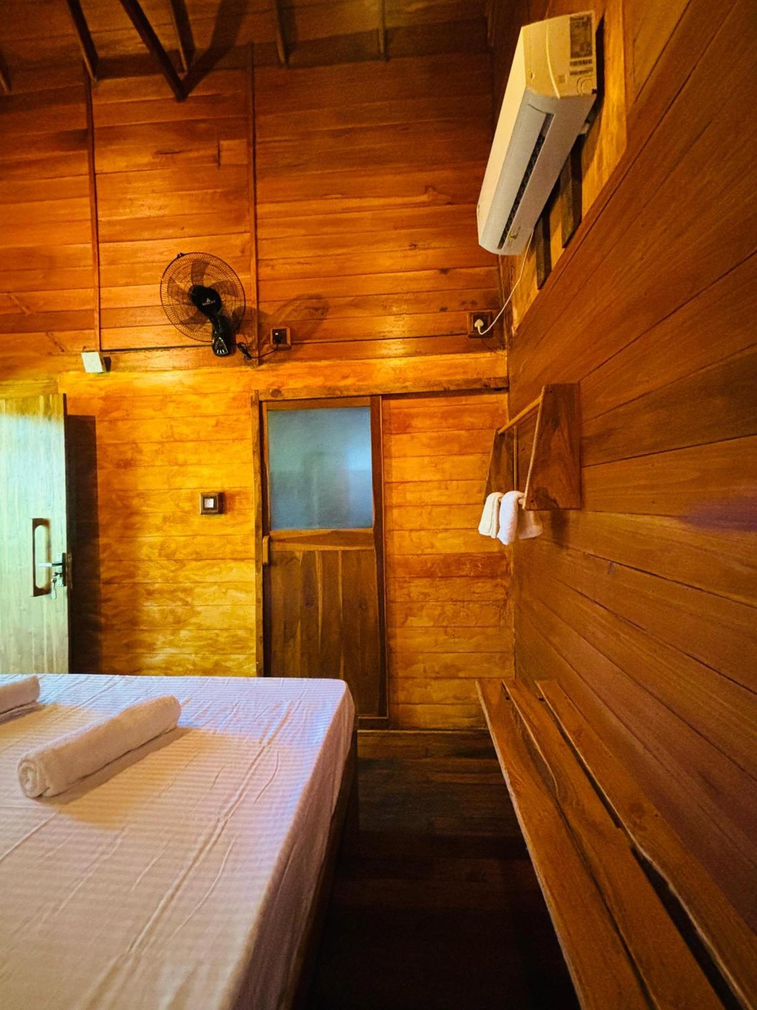 Woodholic Homestay Sigirîya Extérieur photo